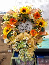 Load image into Gallery viewer, Custom Creation Request - Three Elle Creations
